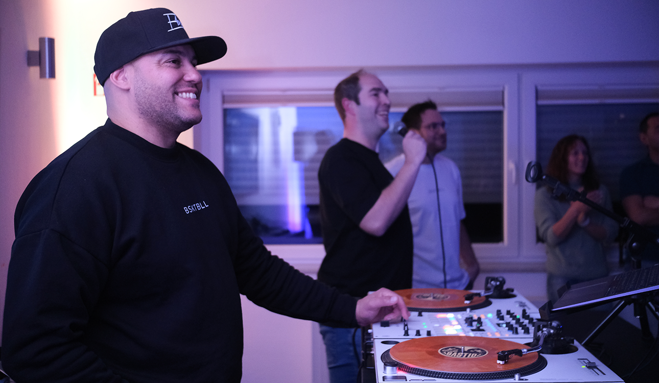 Dynamic Content Image