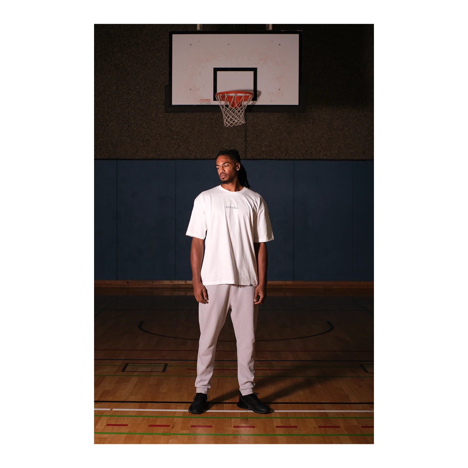 t-shirt_1_white_4.webp